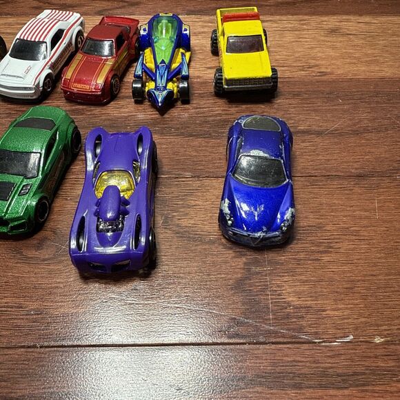 Lot of 9 - Mattel Hot Wheels Diecast Vehicle Cars Loose - Picture 4 of 12